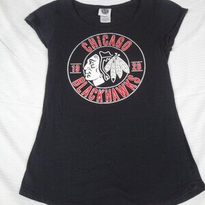 NHL CHICAGO BLACKHAWKS HOCKEY - BLACK MEDIUM JR 7/9 T-SHIRT K661